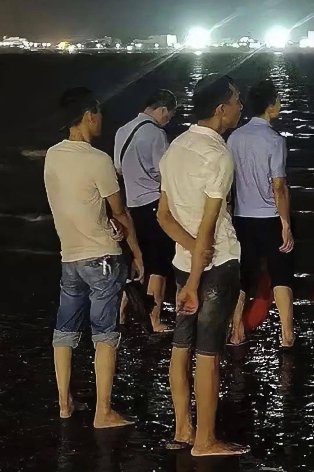 游泳|痛心！东莞2名女生溺水身亡！家长一定要教会孩子这些事情...