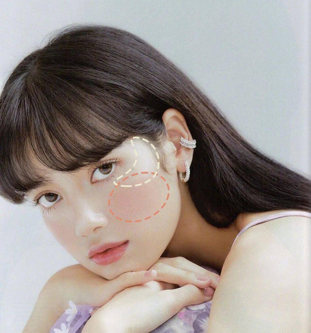 蜜桃|四步画出Lisa、宣美同款蜜桃妆容，化妆小白必看！