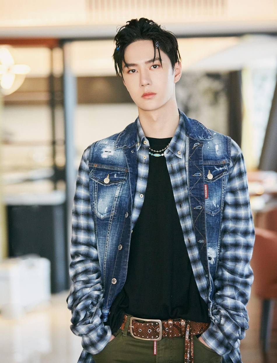 王一博|王一博亮相《这就是街舞3》彩色发辫街头感十足