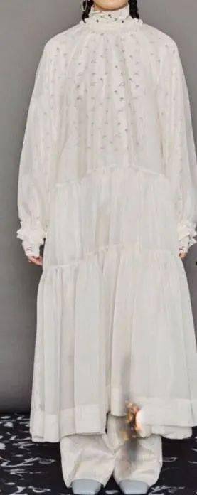 剧中|虽然是神经病，但够时髦就没关系！