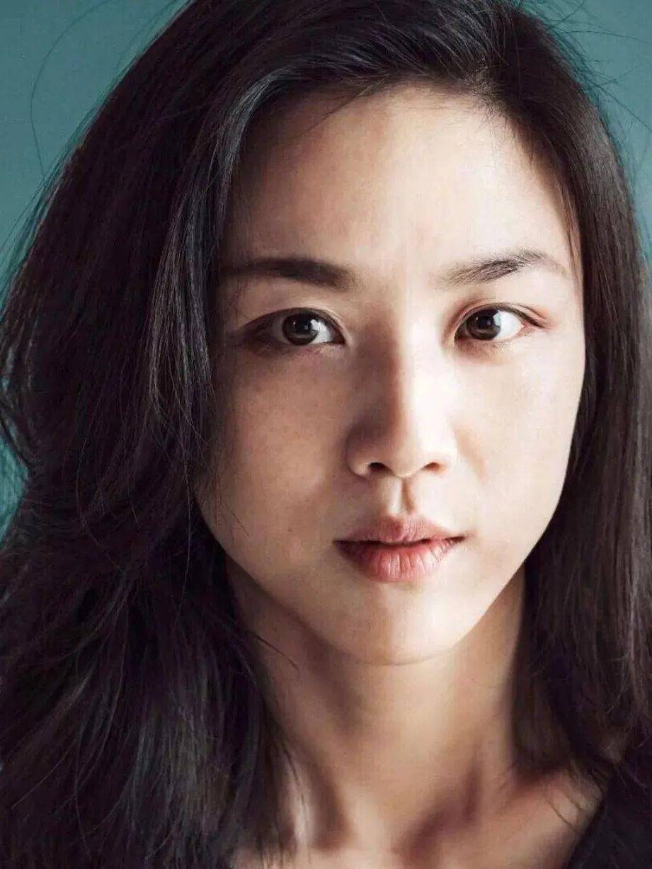 颜也|网红艳压范冰冰？想不到亚洲神颜也有这天。。。