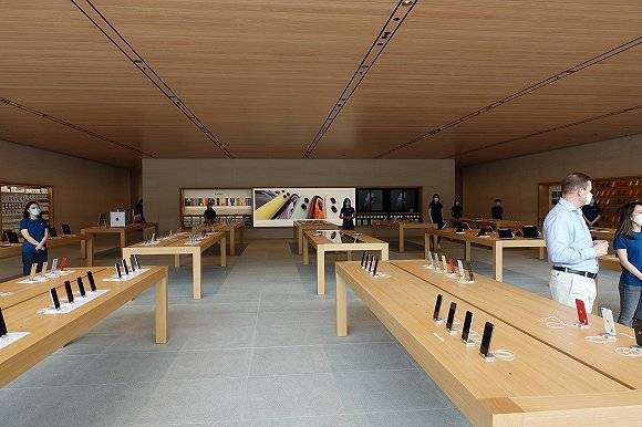 Store|中国首家Apple Store革新，它又为零售开创了哪几个第一？