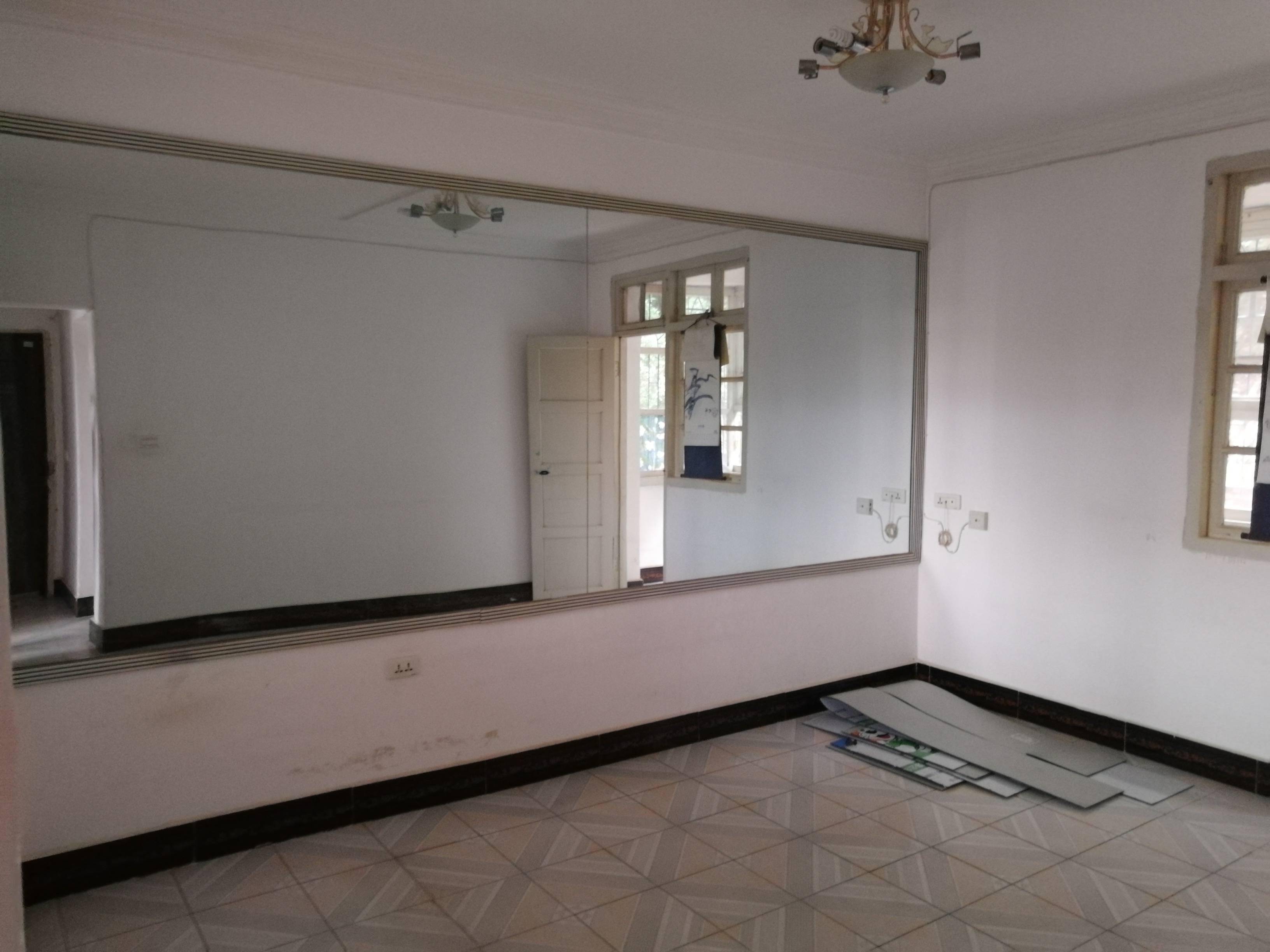 江西|又一个和鹤岗一样封神的城市，江西外卖小哥7万元在云南小城买了套房