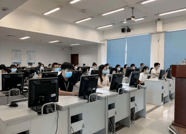 2020广东高考成绩一_2020年广东成考成绩都有什么录取条件