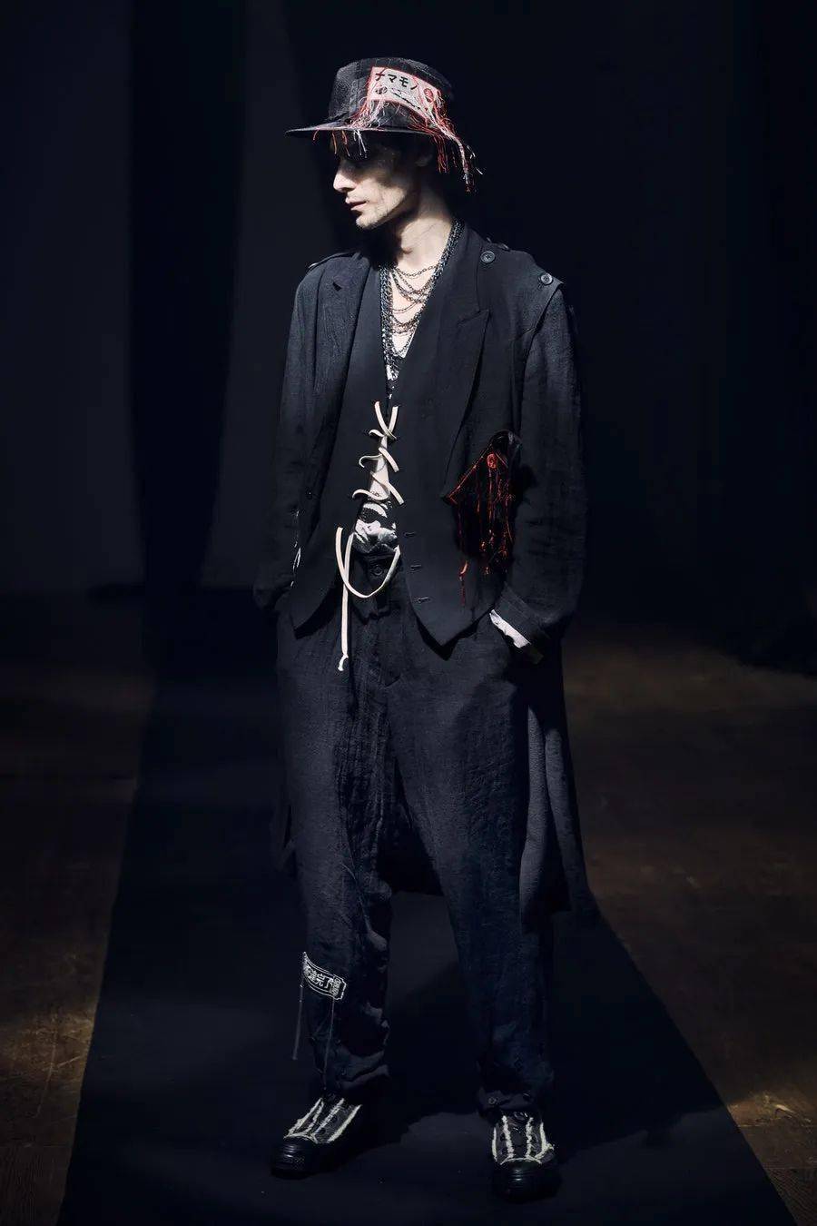 Spring|又是黑压压的一季！（山本耀司?Yohji Yamamoto Spring 春夏男装系列）