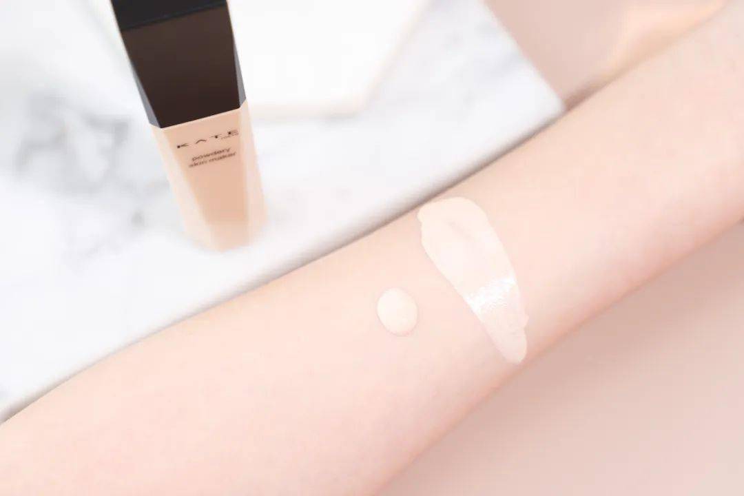 测评|10款热门粉底液测评!Dior居然输给了100+的开价品牌?