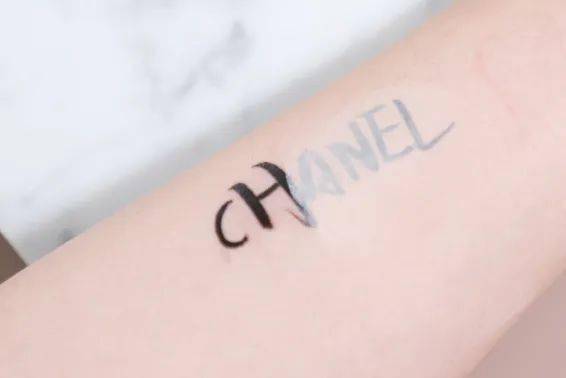 测评|10款热门粉底液测评!Dior居然输给了100+的开价品牌?