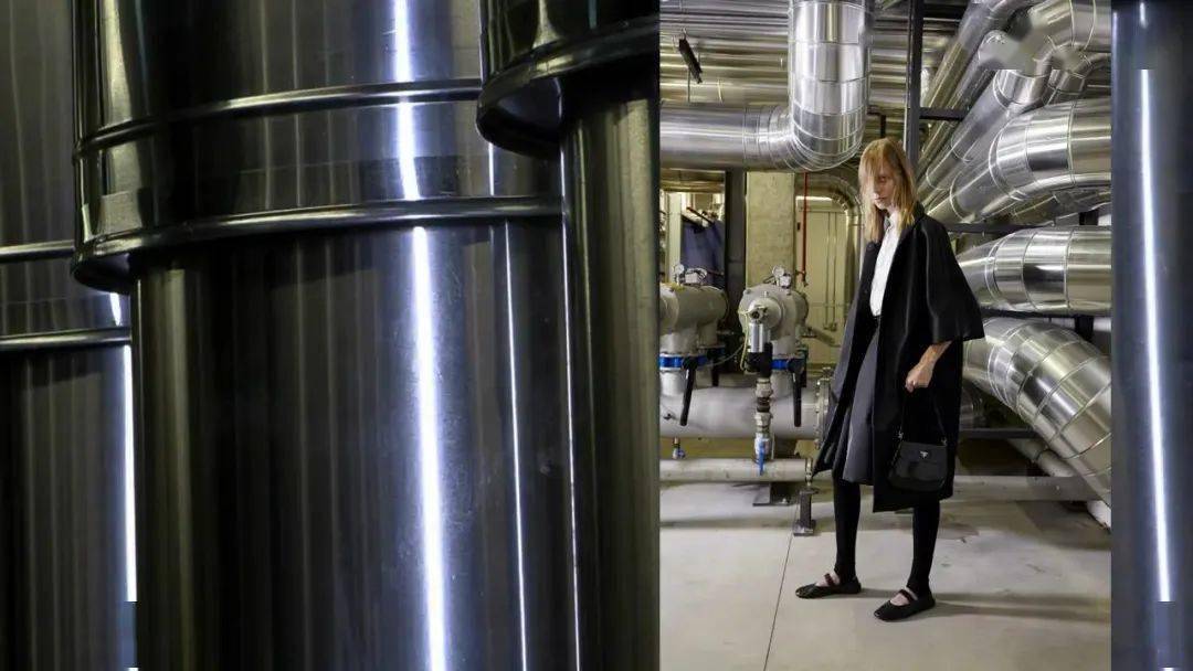 系列|PRADA 2021春夏系列 | 新一季秋衣秋裤玩出性冷淡工业风