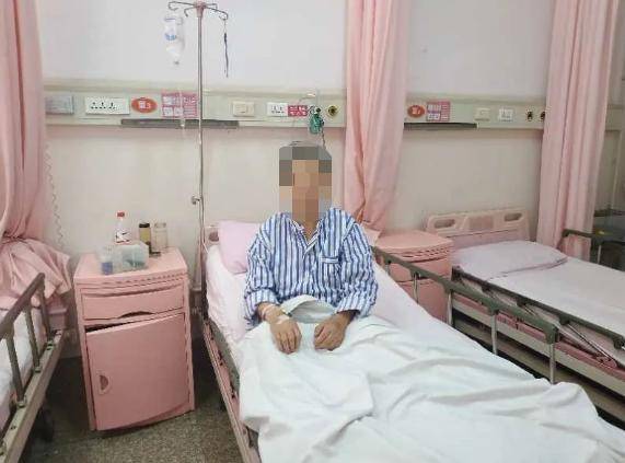 手机|高龄母女被困电梯4天3夜，没带手机，靠喝尿求生