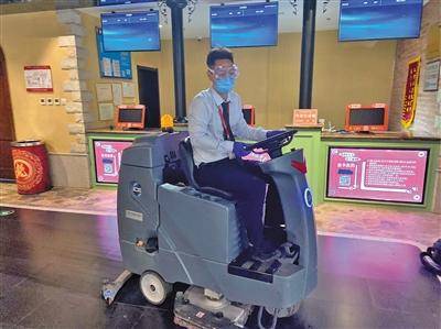 小区|小区（村）出入口不再要求测体温