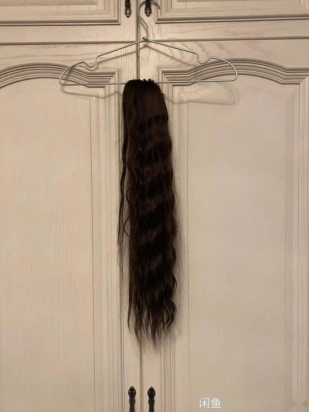 闲置|伊能静卖“原味”T被追着骂？扒完她的土味闲鱼，我却黑不动了……