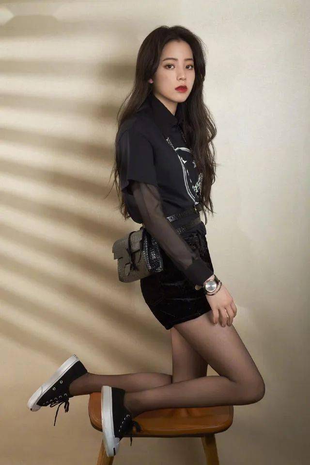 包包|小众包试背 | 通勤包该怎么选?我推荐这只