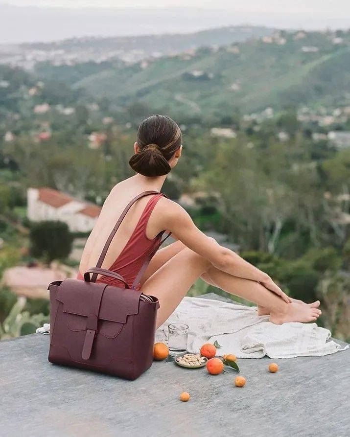 包包|小众包试背 | 通勤包该怎么选?我推荐这只