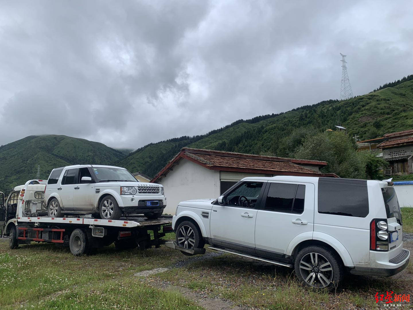 两车被盗警方挡获后通知两车主,其中1人还在睡