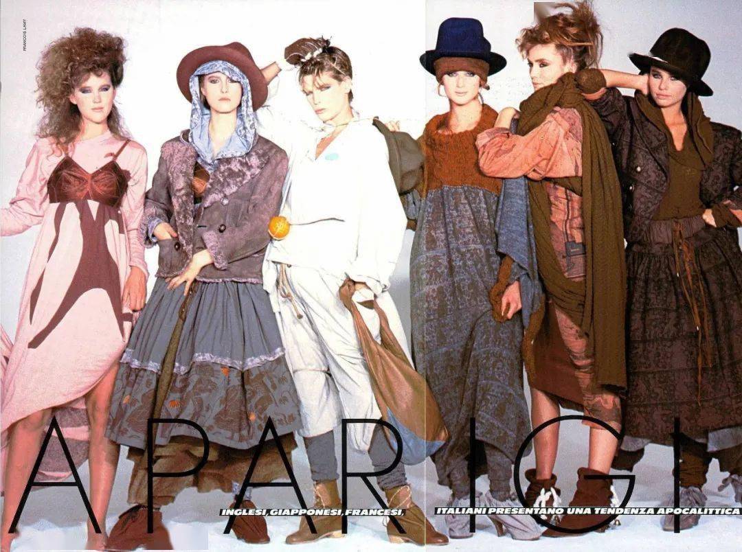 Simons|你愿意花一件单品的钱买一本品牌档案吗？