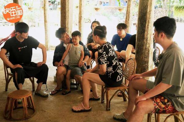 巴图|《向往4》收官宋丹丹陈赫返场 蘑菇屋里再次唱响《心火烧》