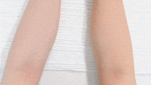 肤色|脖子比脸黑太多？夏日的宝藏救星，没想到竟是它！