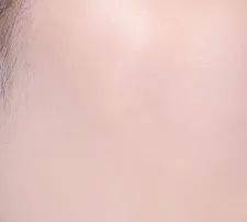 肤色|脖子比脸黑太多？夏日的宝藏救星，没想到竟是它！