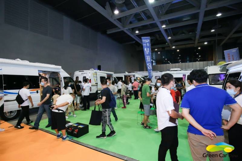 点击进入看图评论 品牌商在本届车展推出各种促销优惠措施