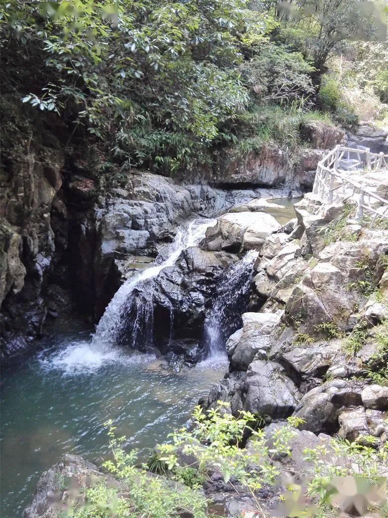 亲水自驾游粤东大峡谷麓湖山文化产业园桥乡村二天清凉度假之旅