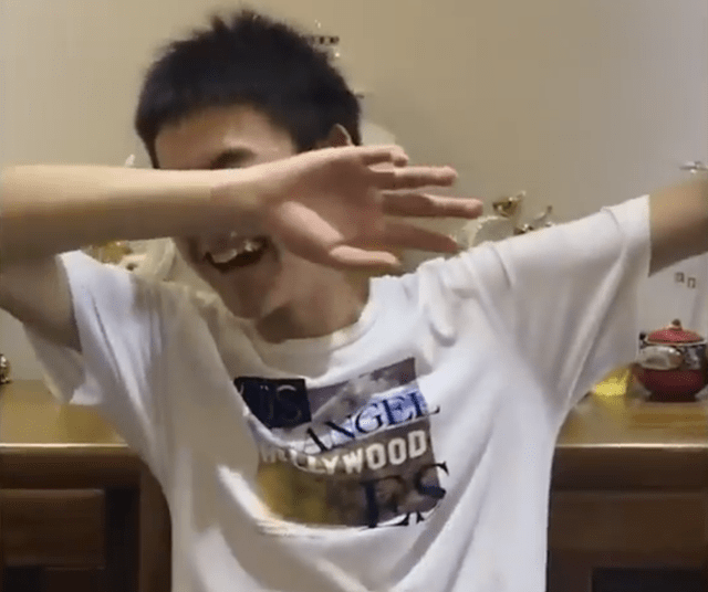 反应|查到高考分数的瞬间，他们的反应太太太真实了