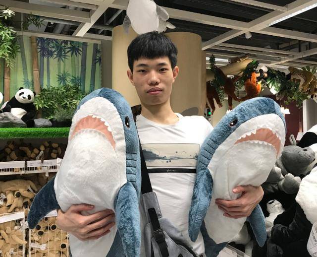 交易员鲨鱼微博是真的吗
