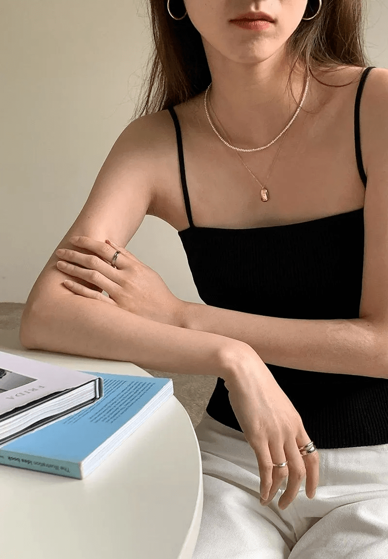 姨太|我在ZARA的打折区，淘到一大波好看的连衣裙！