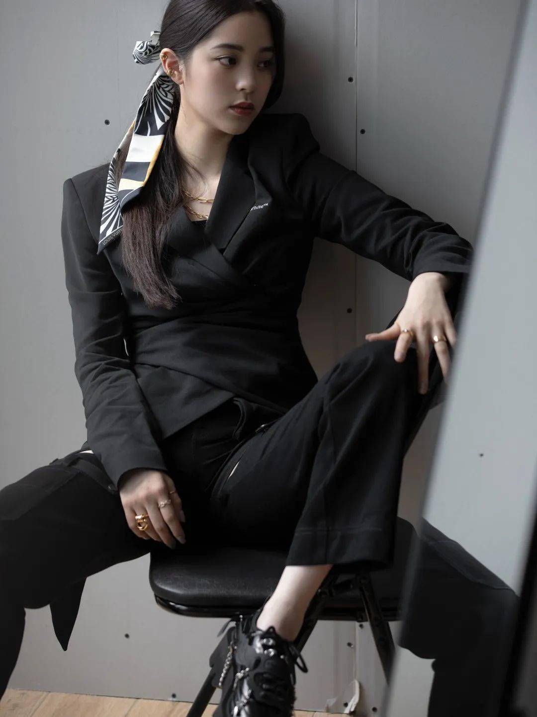 崩溃|欧阳娜娜被频繁网暴，不堪重负在节目崩溃大哭！才20岁的她到底做错了什么？