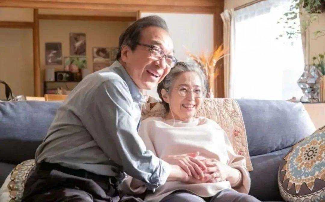 “70岁生第一个孩子是什么体验”:女人恐惧的不是生育,而是生育成为女人的义务 “70岁生第一个孩子是什么体验”:女人恐惧的不是生育,而是生育成为女人的义务