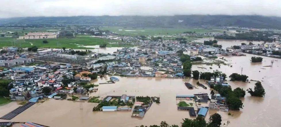 丰城市各乡镇人口_丰城这所乡镇中学厉害了 今年中考18人进入7A(3)