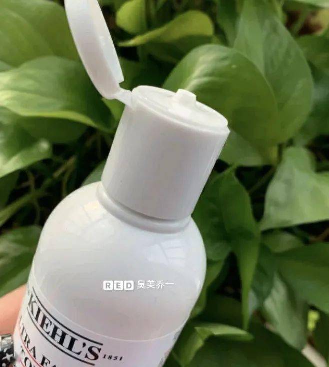 有料|火了一百多年的科颜氏，比你想象的更有料！