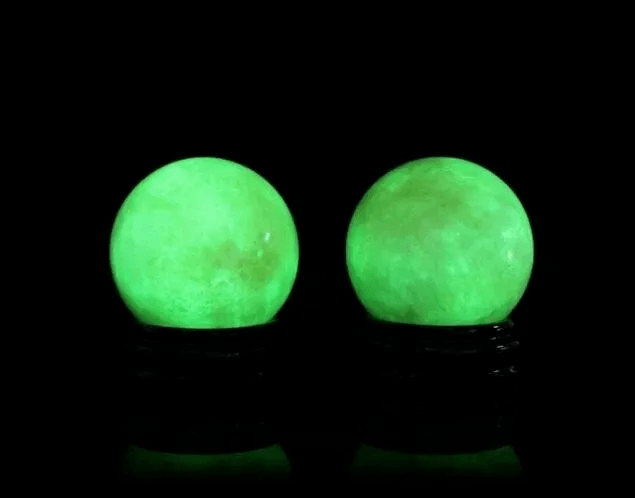 珠宝|杨杨：珠宝加荧光剂，戴久了毁容？业内潜规则，被我揭露了…