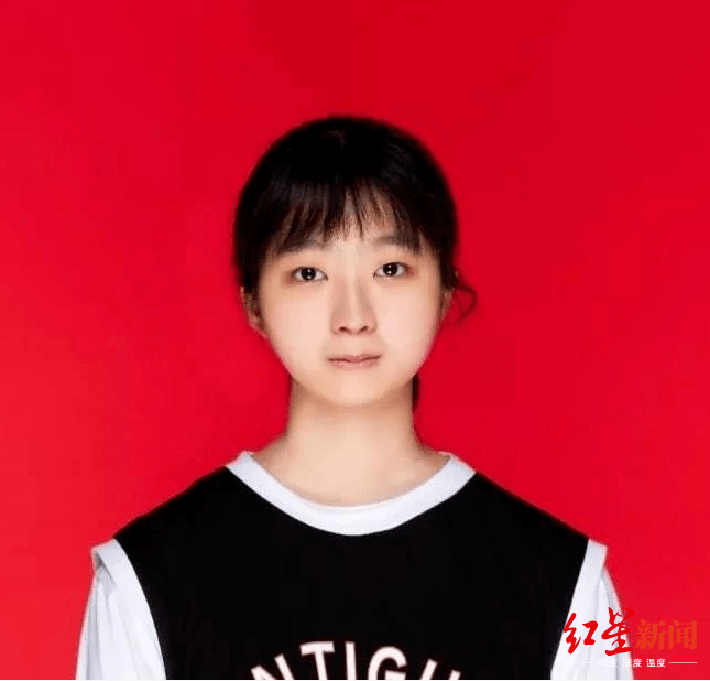 郑娜|英雄司机郑义之女高考616分：父亲救人遇难，仍坚强迎考