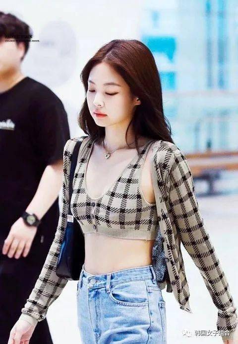 韩团|在服装市场里引起时尚旋风的，她的私服top3！