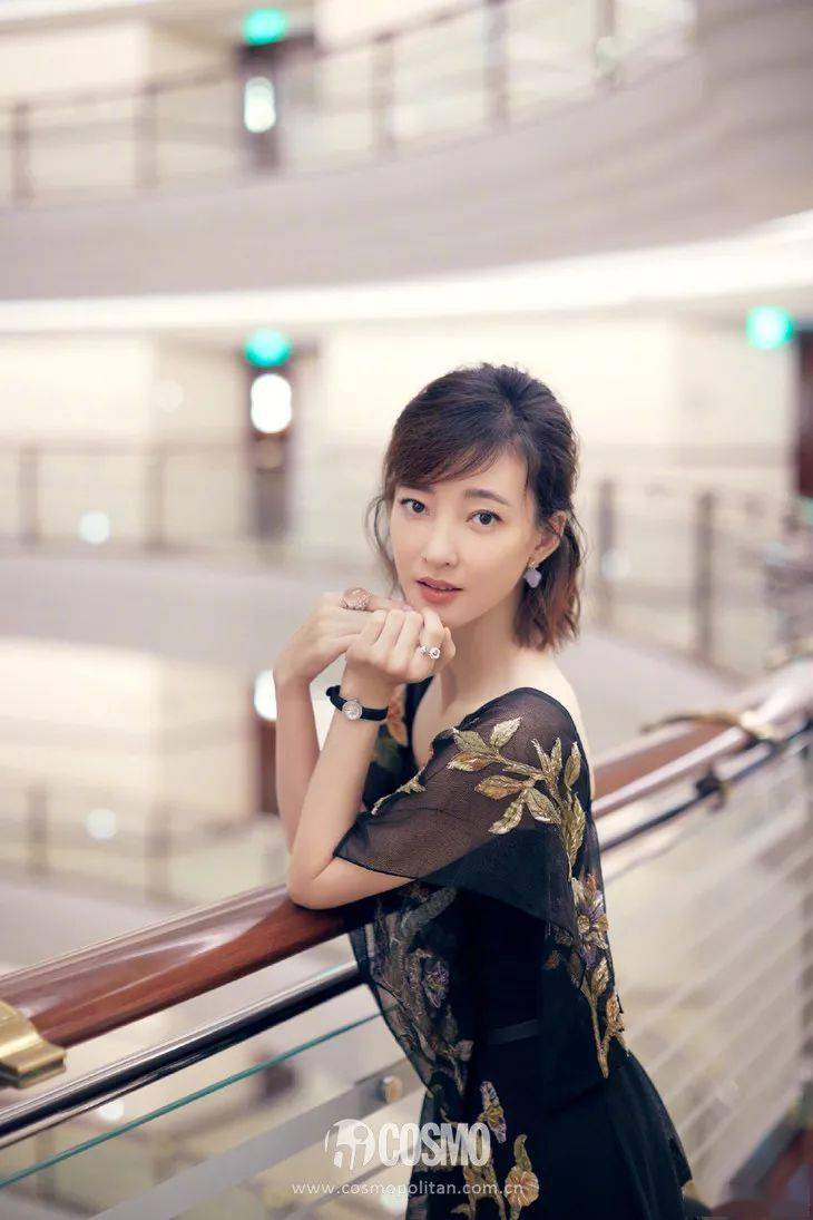 眉毛|美人计 | 当王丽坤终于画对了眉毛