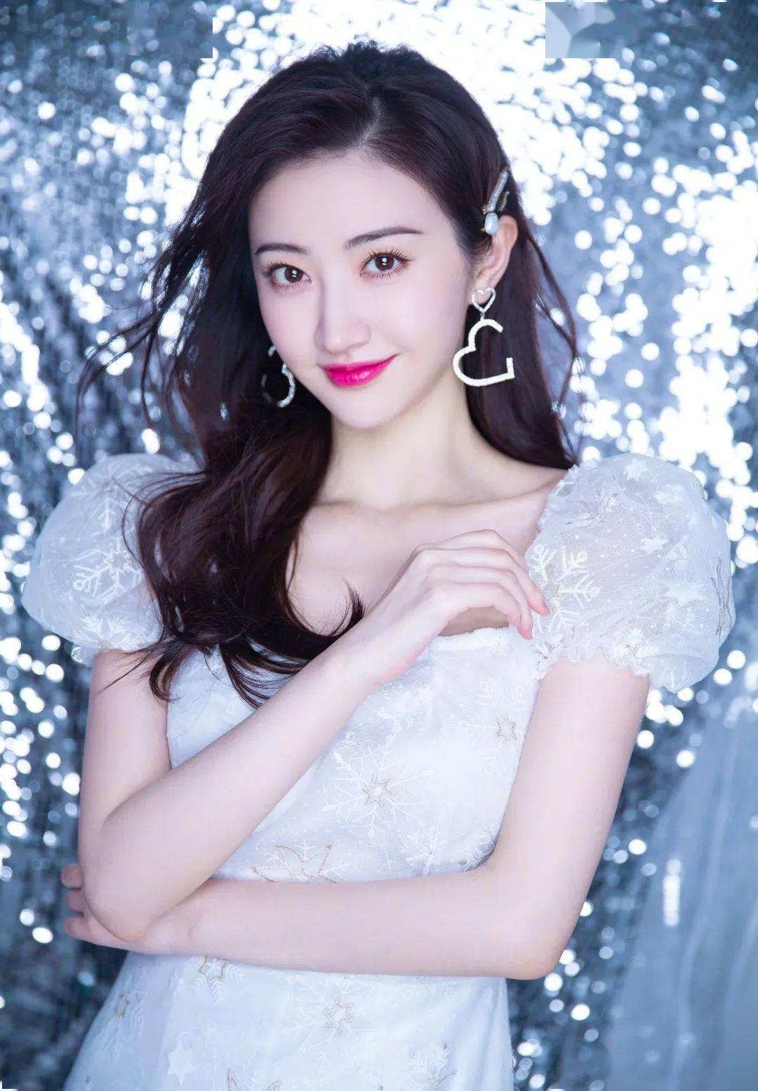 纱裙|谁能不爱夏日的薄纱连衣裙呢？