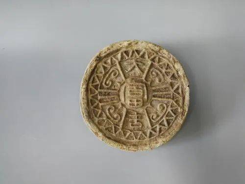 遗址|愤怒的小鸟猪,别装了!这只3200年前的猪一出土就冲上热搜