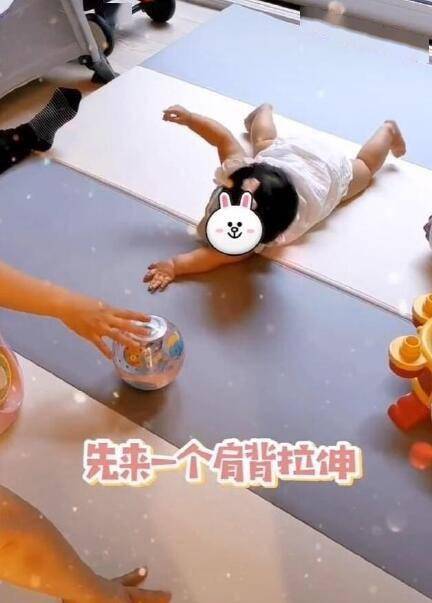 容貌|张子萱生二胎后容貌大变，苹果肌肿胀鼻子像匹诺曹，脸每次都不一样