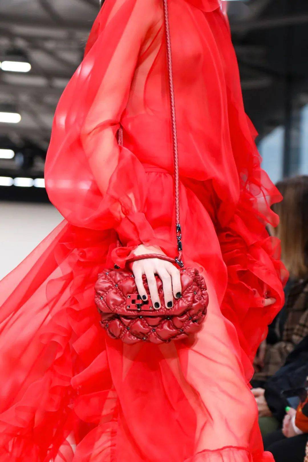 女装|2021春夏流行趋势，8大女装细节，你不可不知！