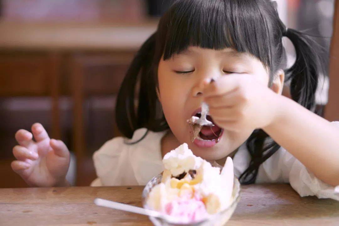 冰对|差很多!孩子吃冰对气管会不好?天生气管好不好