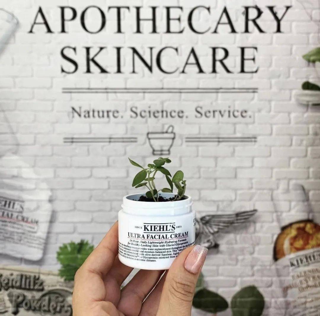 图片|从“粉红回忆”张小雨到“舞台妖精”绮绮子,张雨绮的表情管理到底是怎么练成的?