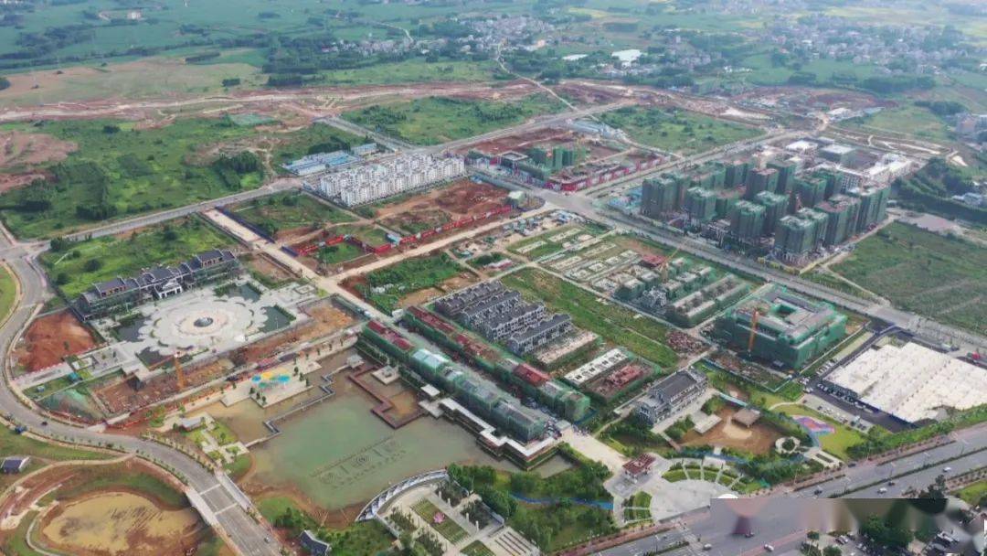 贵港覃塘东龙gdp_2019中国 贵港 汽车产业发展论坛开幕,带你看不一样的贵港(2)