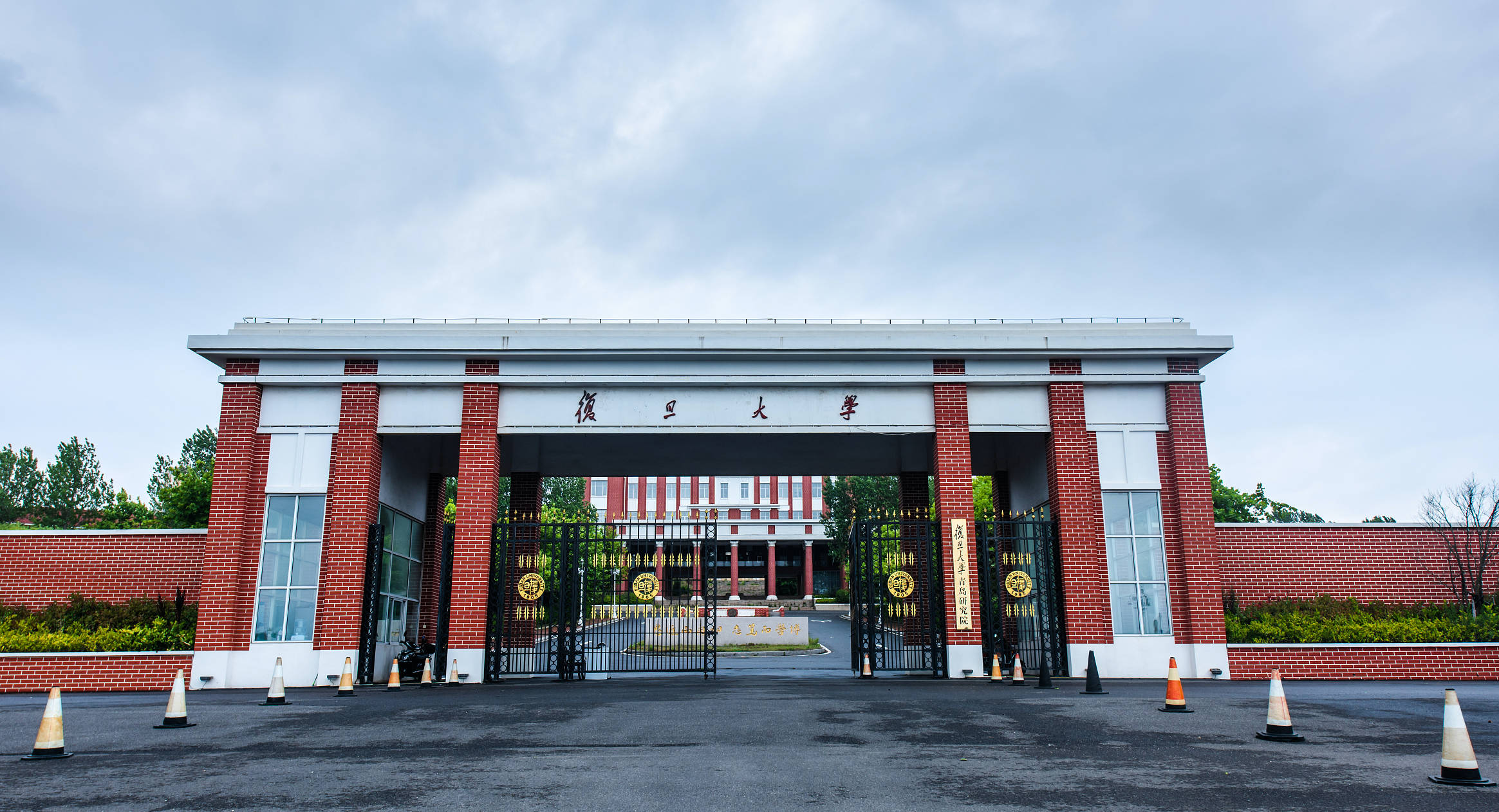 任正非|任正非三天访问4所名校：未来就是拼教育、拼人才