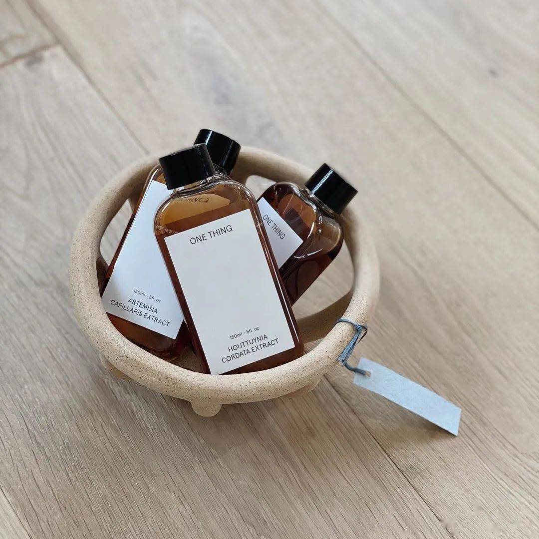 图片|从“粉红回忆”张小雨到“舞台妖精”绮绮子,张雨绮的表情管理到底是怎么练成的?