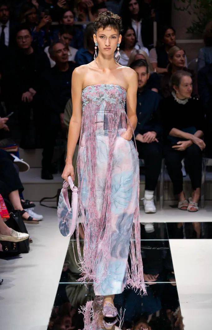 女装|2021春夏流行趋势，8大女装细节，你不可不知！