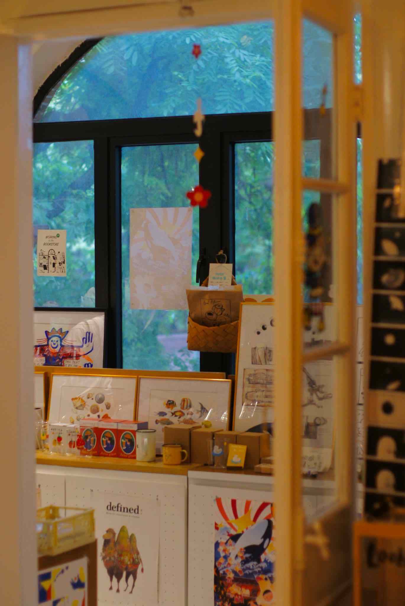 插画|上海小店故事｜一间房间，一个插画的世界