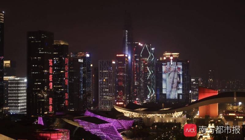 吴昊|最难就业季里送外卖：留学生深圳做“骑士”，本科骑手创业当站长