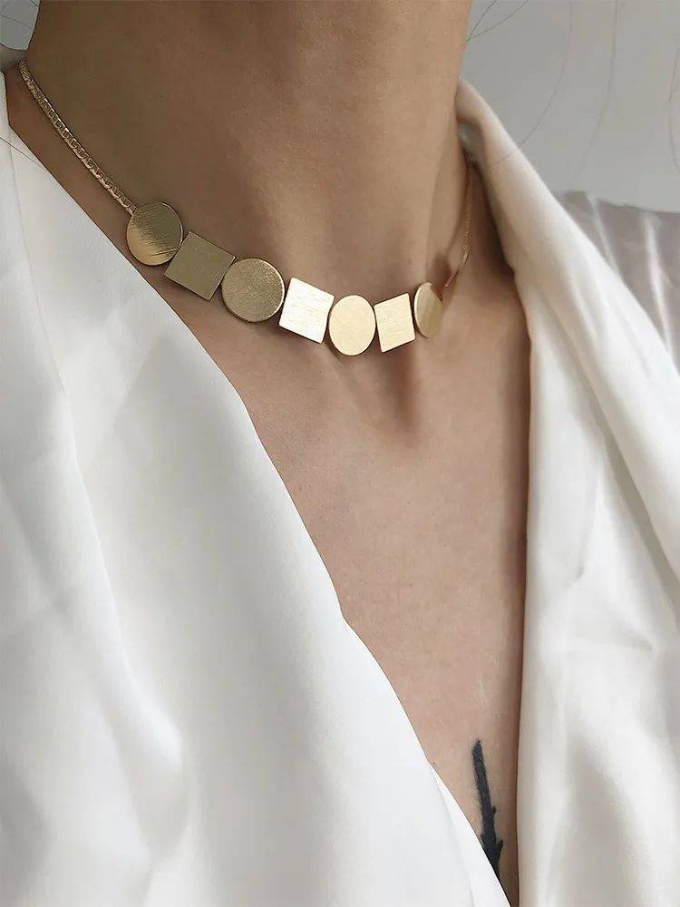 面料|曾住在热搜上的《浪姐》，终于是糊了？