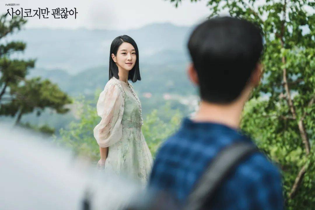 衣品好|《虽然是神经病但没关系》，衣品好就好！