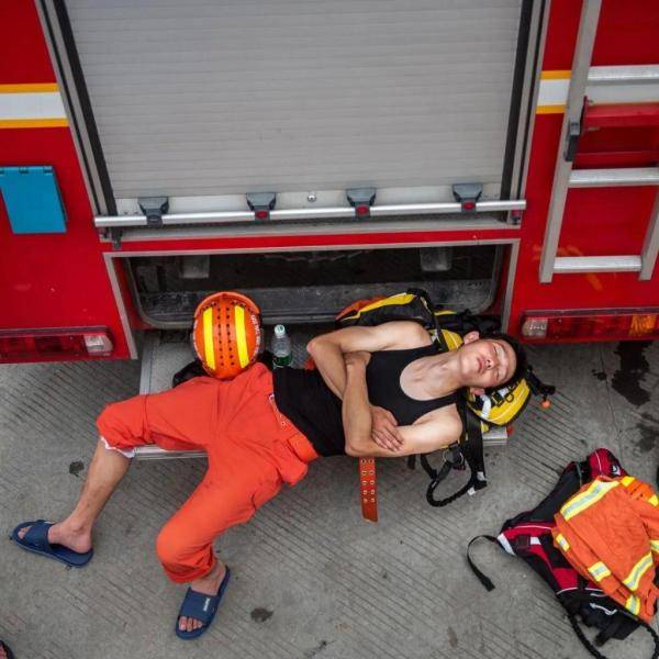 橙色|橙色号的故事丨我们这一天